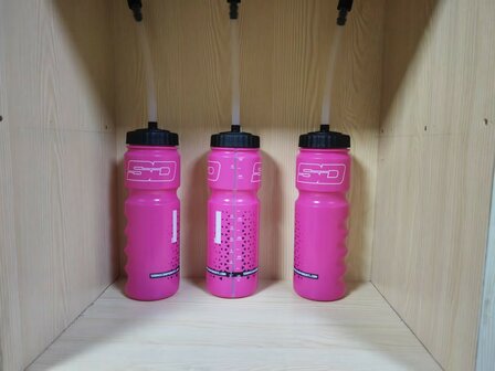 SD Components Bottle V2 With Straw 700ml Black/Pink